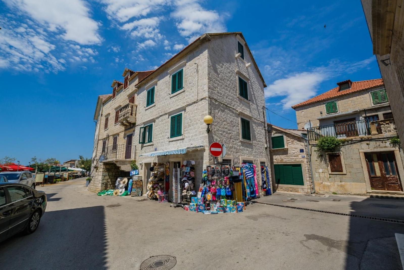 Holiday home Stone House *