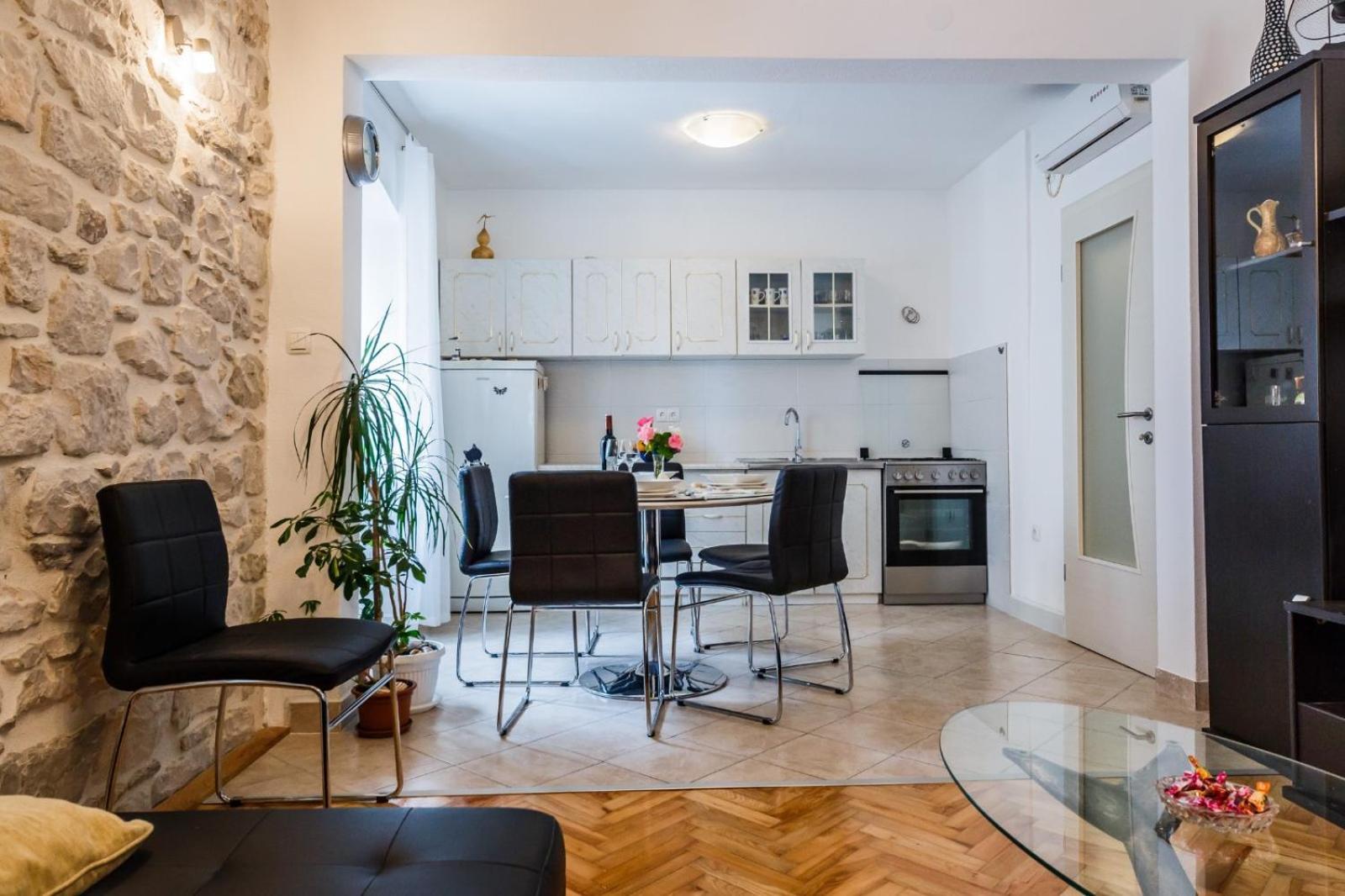 Holiday home Stone House Kastela