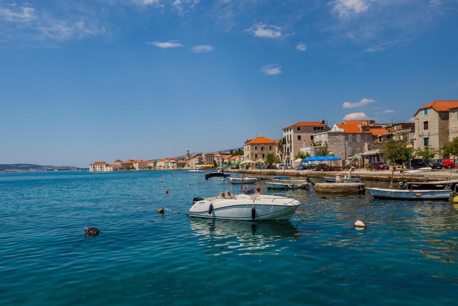 Stone House Holiday home Kastela
