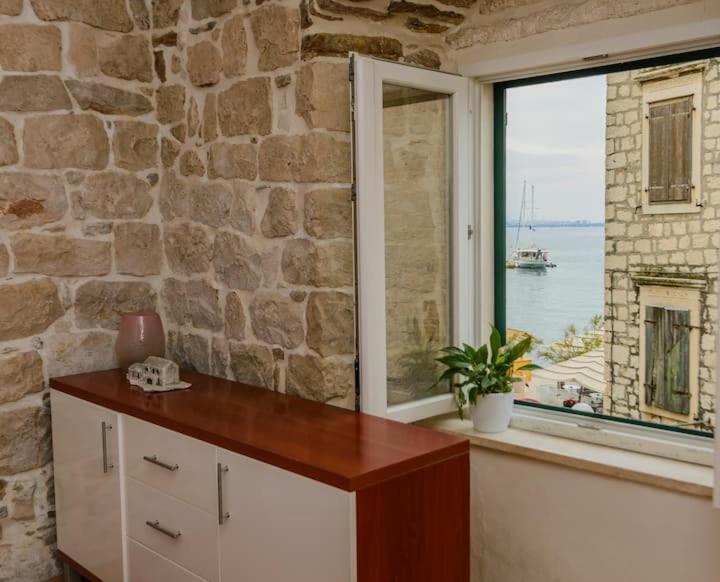 Stone House Kastela